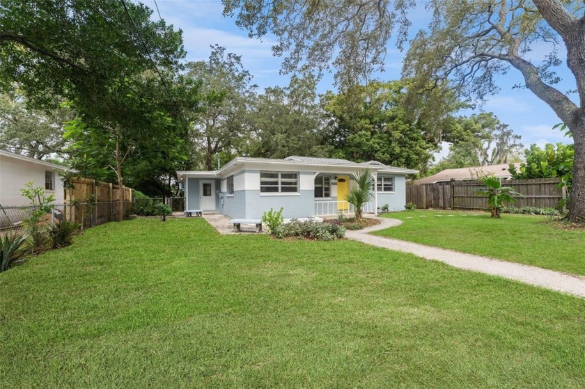 CHECK OUT THAT BACKYARD! Nestled on an impressive 8,757sf lot - Beach Home for sale in Tampa, Florida on Beachhouse.com