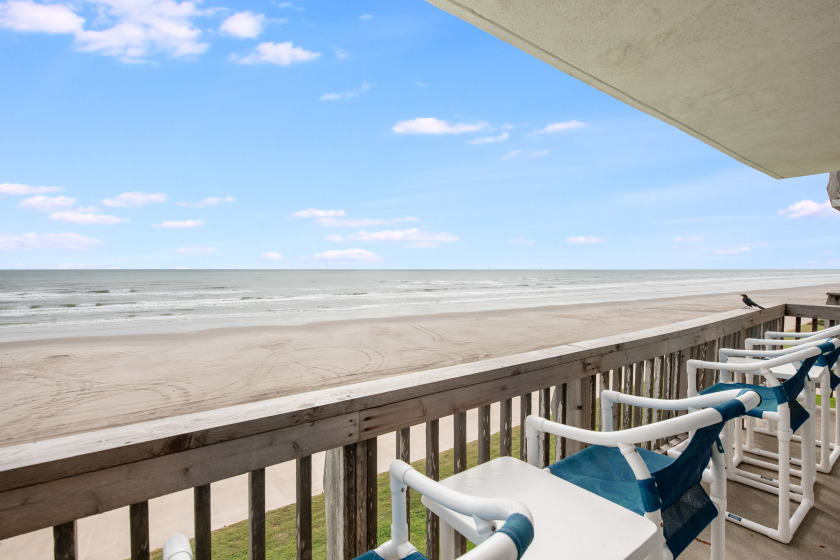 The Ultimate Beachfront Getaway, 5th Floor Flamingo wa - Beach Vacation Rentals in Corpus Christi, Texas on Beachhouse.com