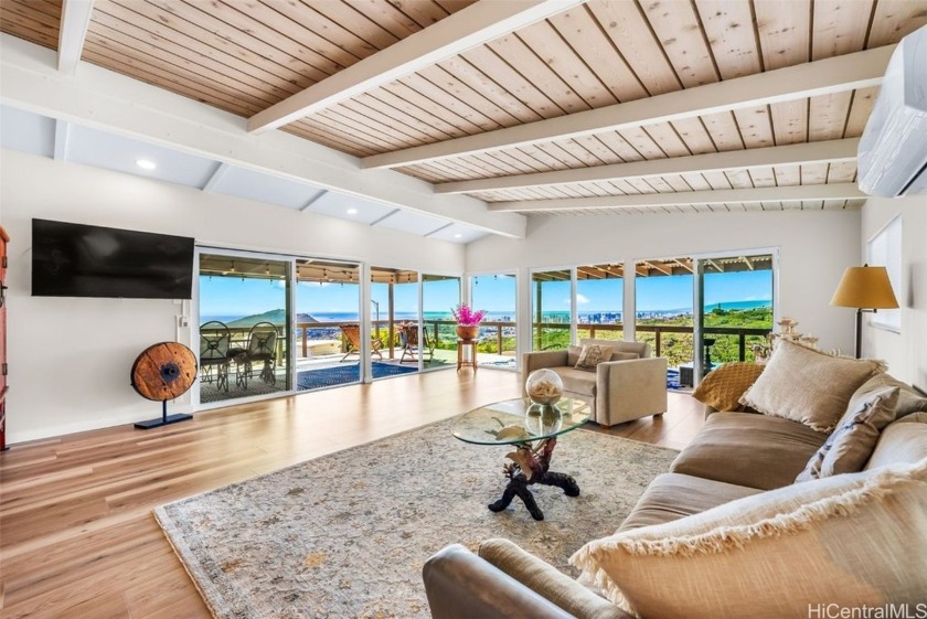 Introducing a Rare Gem: A Fully Furnished Sanctuary on Alaeloa - Beach Home for sale in Honolulu, Hawaii on Beachhouse.com