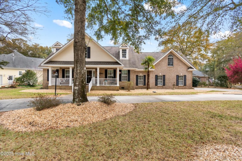 Don't miss your chance to own this beautiful 2,600-square-foot - Beach Home for sale in Sunset Beach, North Carolina on Beachhouse.com