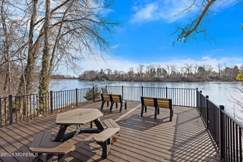 Welcome to 3 Auburn Ct in Shadow Lake Village! This rarely - Beach Home for sale in Red Bank, New Jersey on Beachhouse.com