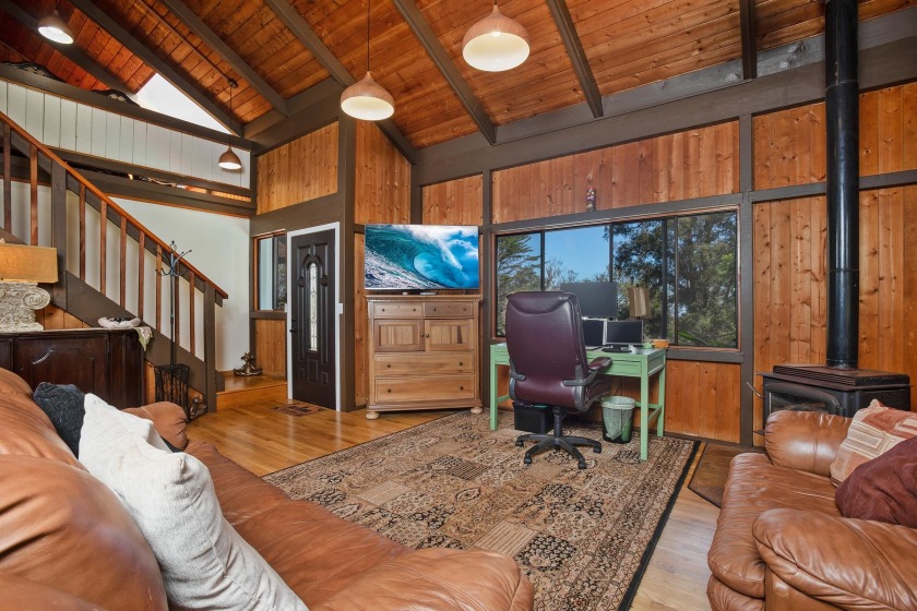 Aloha and welcome to 2445 Piiholo Rd, a sanctuary of serenity - Beach Home for sale in Makawao, Hawaii on Beachhouse.com