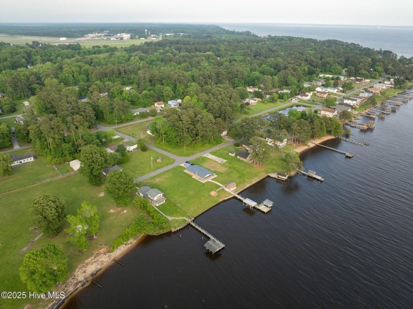 Looking for a project with serious potential near the water? - Beach Home for sale in Edenton, North Carolina on Beachhouse.com