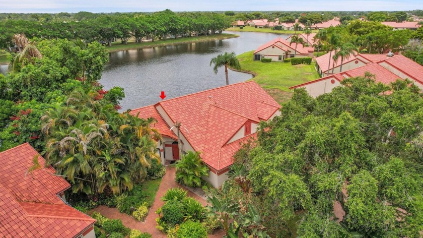 This 3 bedroom, 2-bathroom lakefront villa has ideal setting - Beach Home for sale in Delray Beach, Florida on Beachhouse.com