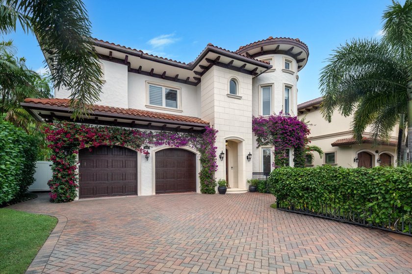 Located in SoSo, a coveted area of West Palm Beach, this - Beach Home for sale in West Palm Beach, Florida on Beachhouse.com