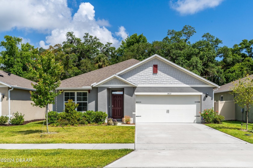 Perfectly situated in the desirable neighborhood of Oak Leaf - Beach Home for sale in New Smyrna Beach, Florida on Beachhouse.com