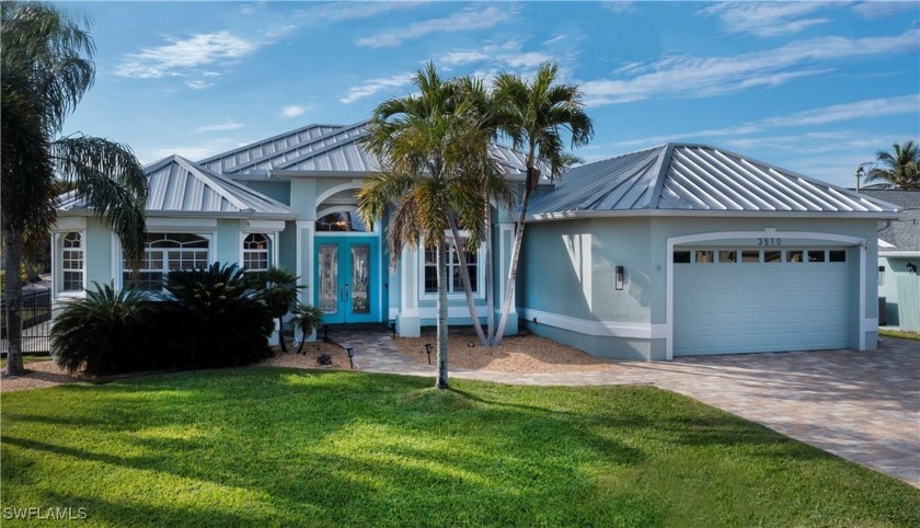 Ladies & gentlemen... Impeccable home...Light, bright & airy on - Beach Home for sale in Cape Coral, Florida on Beachhouse.com