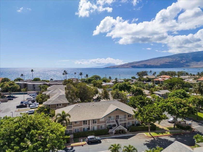 Welcome to Southpointe #5-202.  This 2 bedroom and 1 bathroom - Beach Condo for sale in Kihei, Hawaii on Beachhouse.com