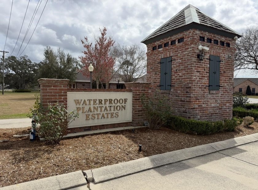 Rare opportunity to own a waterfront homesite in a prime - Beach Lot for sale in Houma, Louisiana on Beachhouse.com