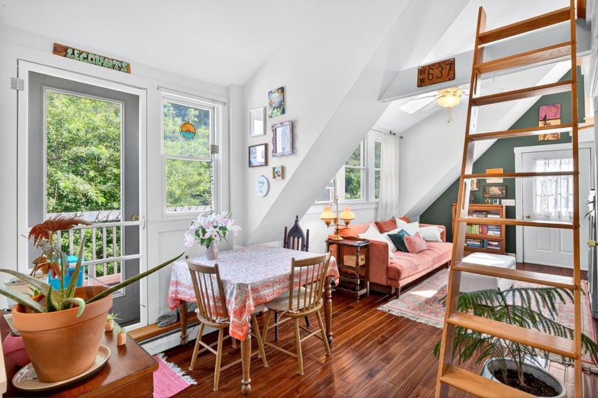 North Truro. This charming, year-round, 2-bedroom condo offers a - Beach Condo for sale in North Truro, Massachusetts on Beachhouse.com