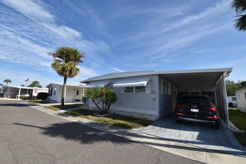 This truly move-in ready home offers 2 bedrooms with  2 full - Beach Home for sale in Largo, Florida on Beachhouse.com