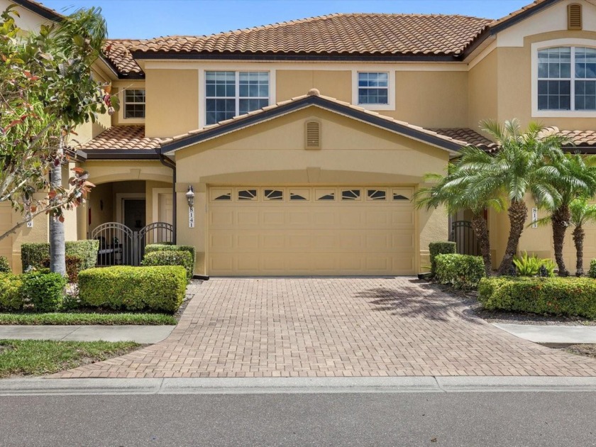 Welcome to the serene oasis of Miramar at Lakewood Ranch Country - Beach Condo for sale in Lakewood Ranch, Florida on Beachhouse.com