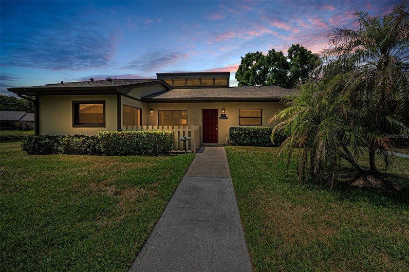 One or more photo(s) has been virtually staged. Welcome to this - Beach Home for sale in Oldsmar, Florida on Beachhouse.com