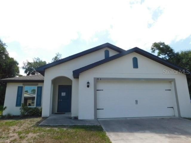 Great home with 3 bedrooms, 2 bath, open concept living area - Beach Home for sale in North Port, Florida on Beachhouse.com