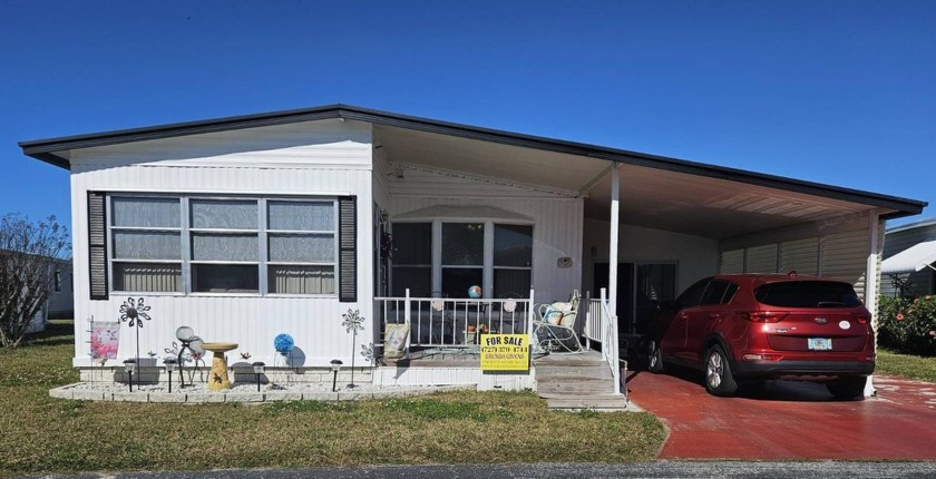 2 BEDROOM/2 BATH - 1056 sq ft mobile home located in the Premier - Beach Home for sale in Hudson, Florida on Beachhouse.com