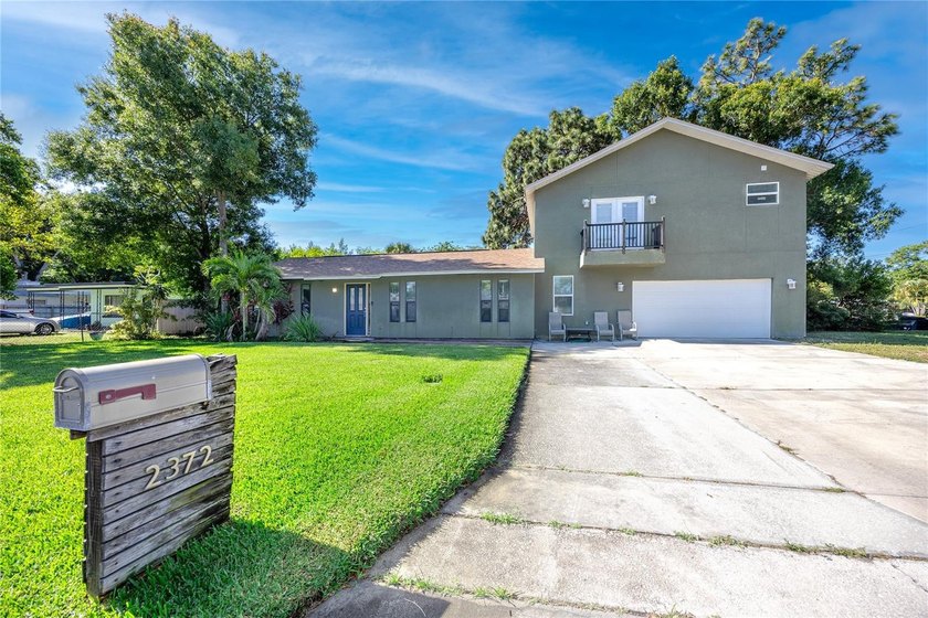 Three miles from Indian Rocks Beach, on a corner lot just shy of - Beach Home for sale in Largo, Florida on Beachhouse.com