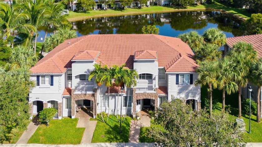 AMAZING AND IMPECCABLE 2 story townhouse featuring 3 bedrooms - Beach Condo for sale in Miramar, Florida on Beachhouse.com