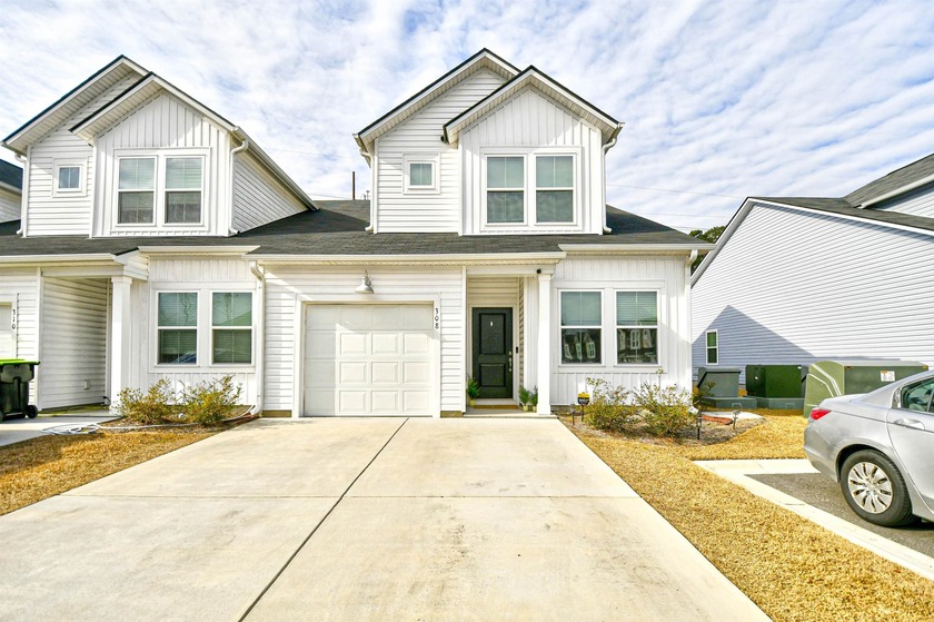 This better than new 3-bedroom, 3-full bathroom townhome offers - Beach Condo for sale in Myrtle Beach, South Carolina on Beachhouse.com