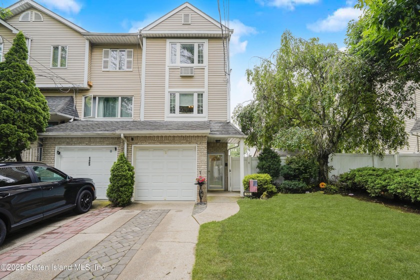 Nestled on a beautiful tree-lined street surrounded by - Beach Townhome/Townhouse for sale in Staten Island, New York on Beachhouse.com