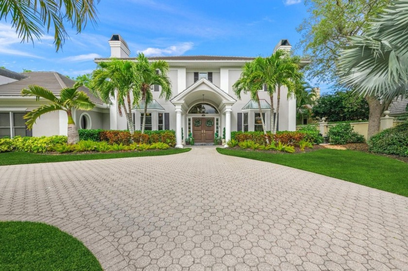 MAGNIFICENT UPDATED ESTATE! Located in the highly sought after - Beach Home for sale in Osprey, Florida on Beachhouse.com