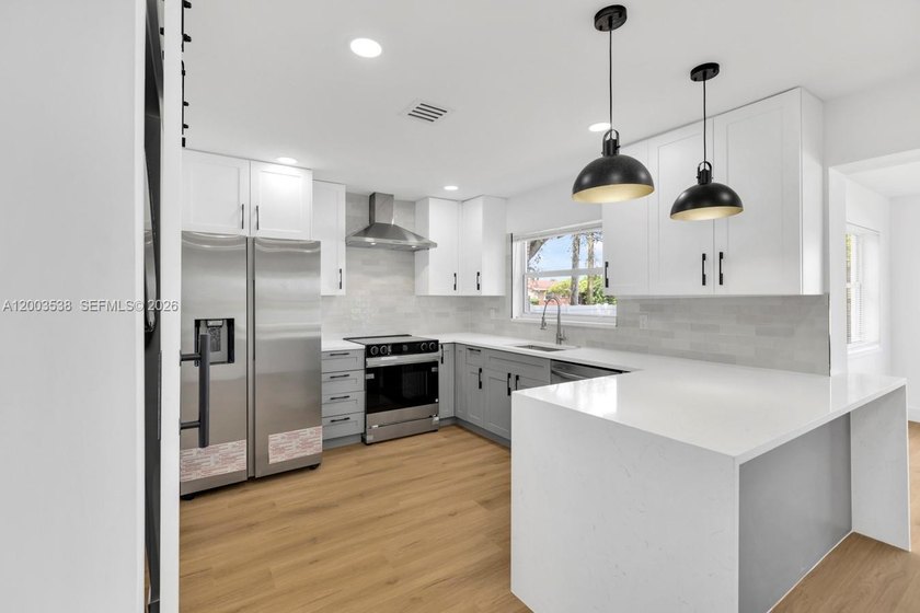 Beautifully renovated home in Dania Beach! This 3BR/3BA property - Beach Home for sale in Dania, Florida on Beachhouse.com