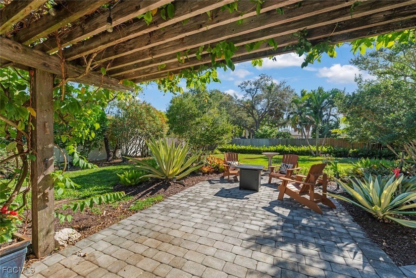 Located in the Riverside neighborhood near the historic - Beach Home for sale in Fort Myers, Florida on Beachhouse.com