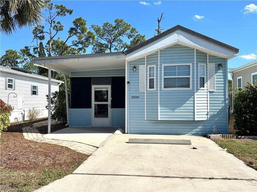 Charming PET FRIENDLY 1 bedroom/1 bath Mobile Home in Riverwoods - Beach Home for sale in Estero, Florida on Beachhouse.com