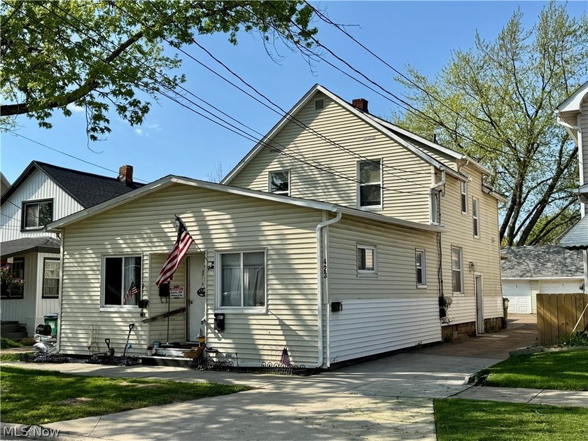 Income-producing triplex in Fairport Harbor with projected gross - Beach Home for sale in Fairport Harbor, Ohio on Beachhouse.com