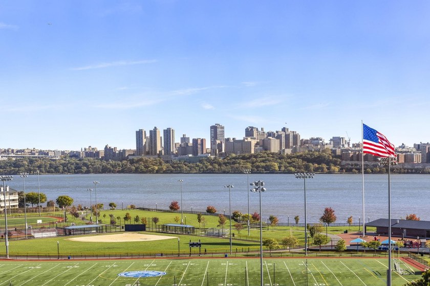 Breathtaking NYC Views from Every Level! Experience the best of - Beach Home for sale in Edgewater, New Jersey on Beachhouse.com