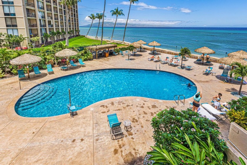 The freshest offering that the HOTEL Zoned Royal Kahana has seen - Beach Condo for sale in Lahaina, Hawaii on Beachhouse.com