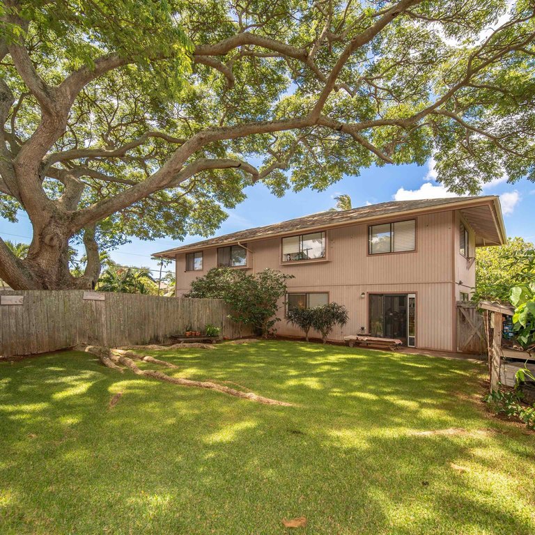 This charming duplex home located in Napili, offering a large - Beach Home for sale in Lahaina, Hawaii on Beachhouse.com