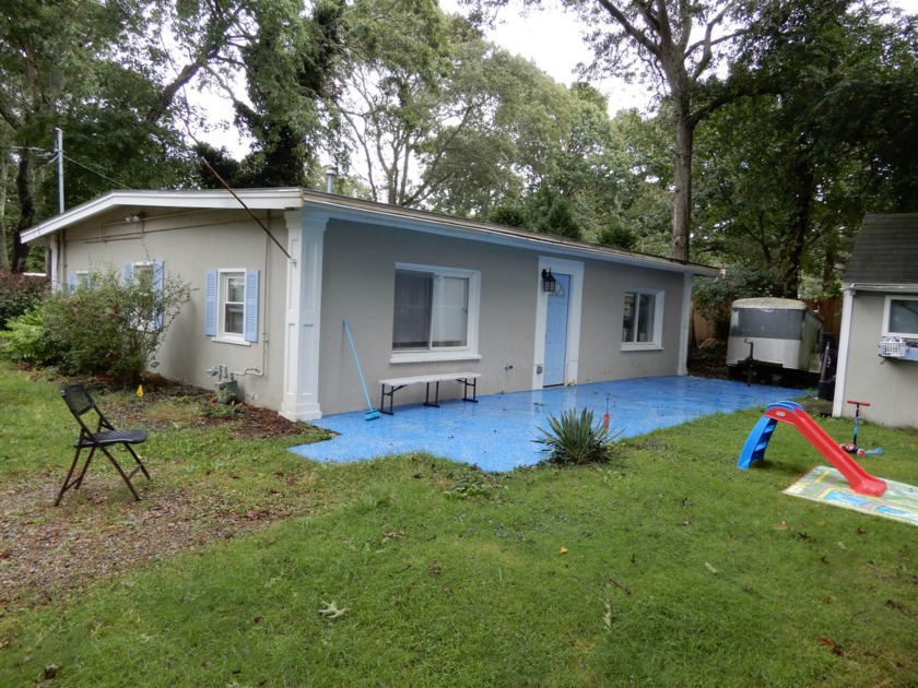 Charming Florida style year round bungalow ranch in wonderful - Beach Home for sale in Centerville, Massachusetts on Beachhouse.com