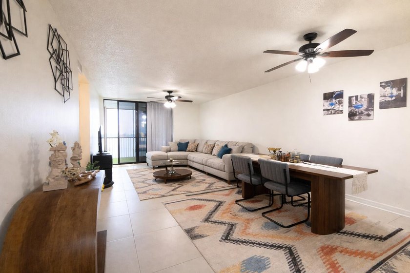 Investor opportunity with tenant in place through September in a - Beach Condo for sale in Oakland Park, Florida on Beachhouse.com