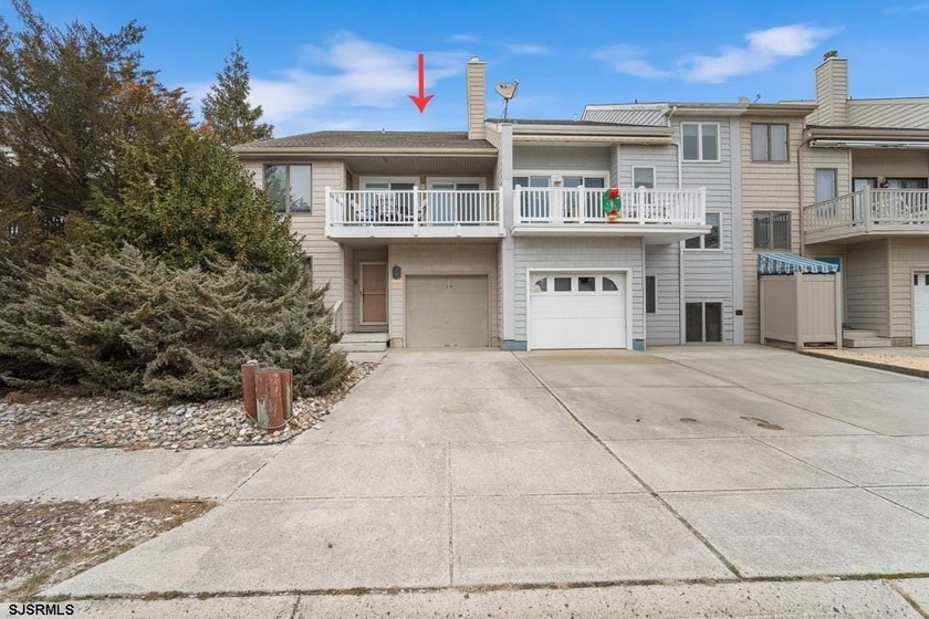 Beach block townhouse with 3 bedrooms, 2.5 baths, and 2 bonus - Beach Home for sale in Brigantine, New Jersey on Beachhouse.com
