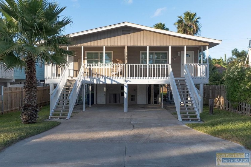 No need to search any longer. Watch the sunset melt into the - Beach Home for sale in South Padre Island, Texas on Beachhouse.com