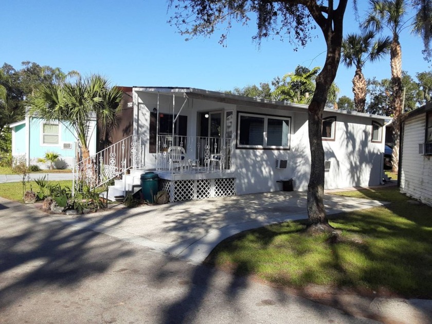 RIVERVIEW FLORIDA!! RIVERLAWN RV AND MOBILE HOME PARK  Riverlawn - Beach Home for sale in Riverview, Florida on Beachhouse.com