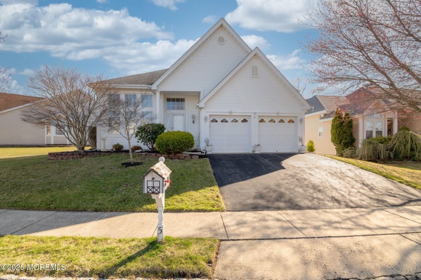 Welcome to this lovely Waterford Estate model home featuring a - Beach Home for sale in Barnegat, New Jersey on Beachhouse.com
