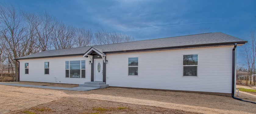 BRAND NEW CONSTRUCTION. CONVENIENT LOCATION.  3 BEDROOMS 2 FULL - Beach Home for sale in Winthrop Harbor, Illinois on Beachhouse.com