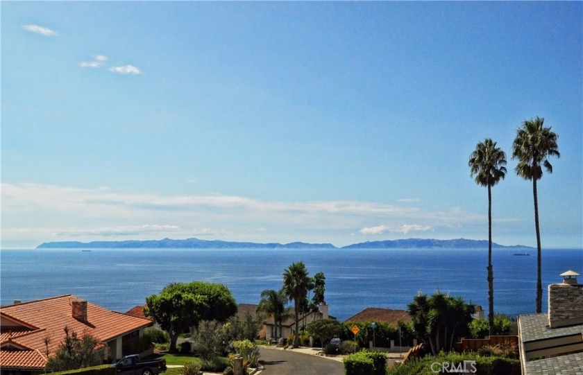 Panoramic Ocean and Catalina Island Views from a completely - Beach Home for sale in Rancho Palos Verdes, California on Beachhouse.com