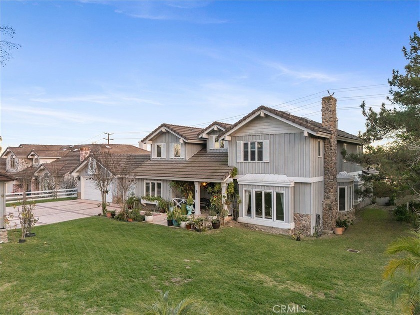 Custom built home has it all, situated in a large corner lot - Beach Home for sale in Rolling Hills Estates, California on Beachhouse.com