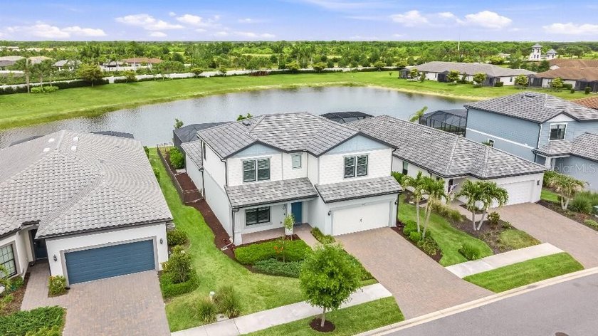 Welcome Home to Your Private Waterfront Oasis in Talon Preserve - Beach Home for sale in Nokomis, Florida on Beachhouse.com