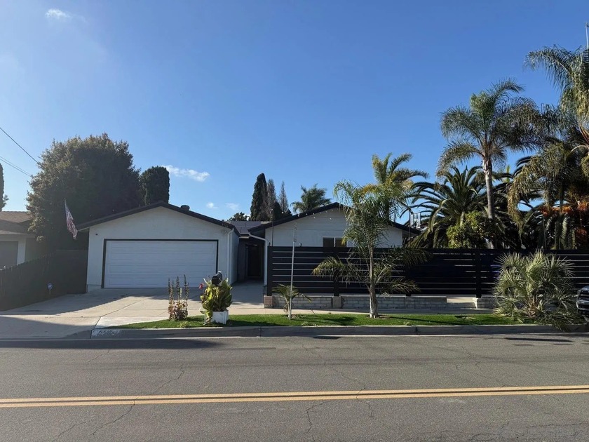 Beautifully updated single-story pool home. This 3-bedroom - Beach Home for sale in Oceanside, California on Beachhouse.com