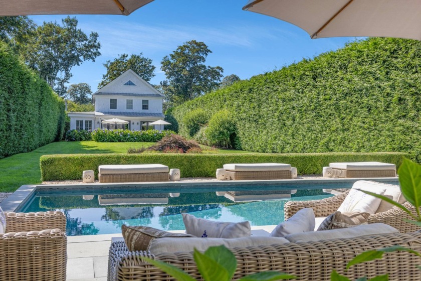 77 School Street, an oasis of serenity, luxury, and style awaits - Beach Home for sale in Bridgehampton, New York on Beachhouse.com