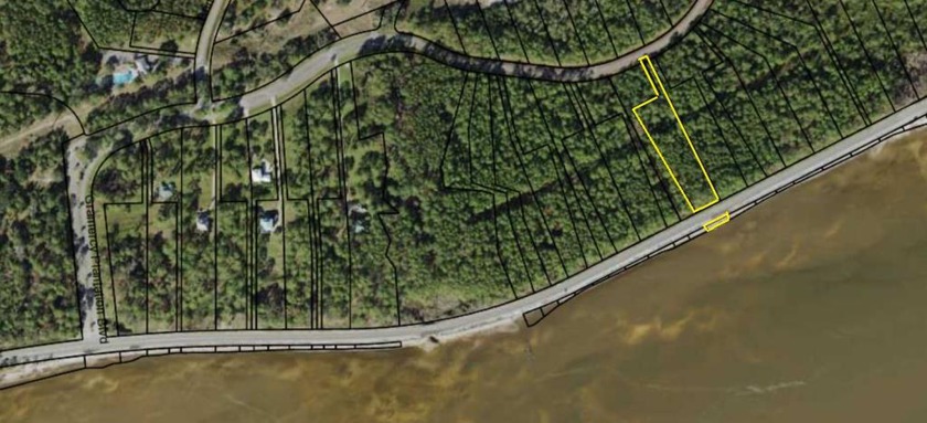 Beautiful bayfront lot in gated Gramercy Plantation! Build your - Beach Lot for sale in Eastpoint, Florida on Beachhouse.com