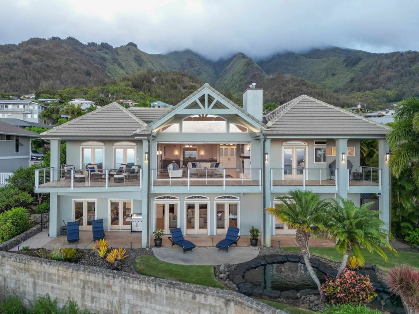 Discover this custom-built home with stunning, unobstructed - Beach Home for sale in Wailuku, Hawaii on Beachhouse.com