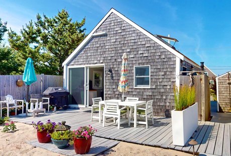 Have you dreamed of owning your own cottage on Cape Cod Bay? - Beach Condo for sale in Truro, Massachusetts on Beachhouse.com