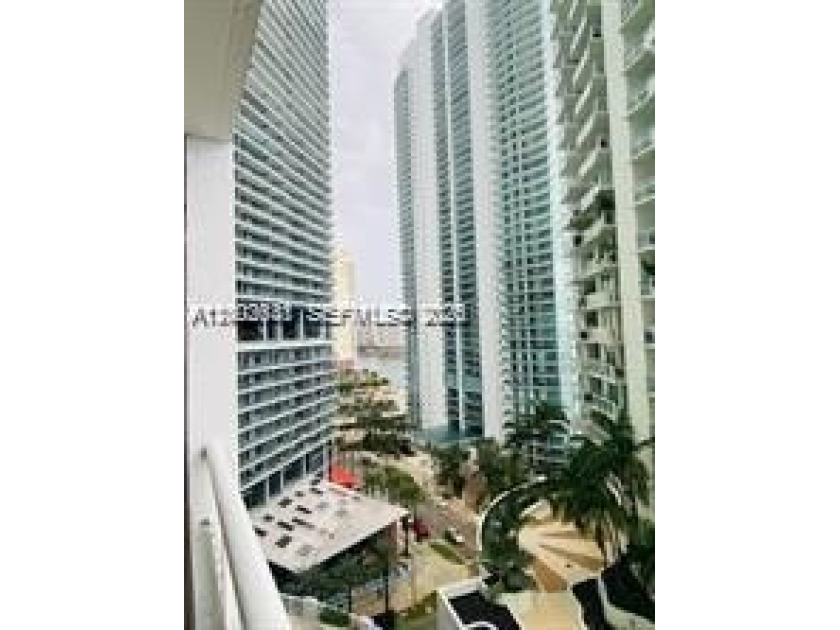 Great Opportunity !!! You will love this modern and spacious 2 - Beach Condo for sale in Miami, Florida on Beachhouse.com