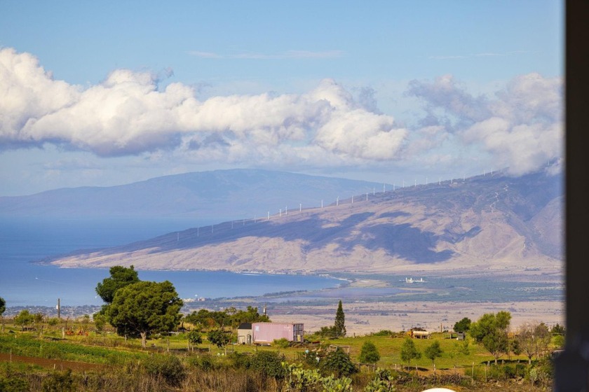 Experience breathtaking ocean, mountain, and gulch views from - Beach Home for sale in Kula, Hawaii on Beachhouse.com