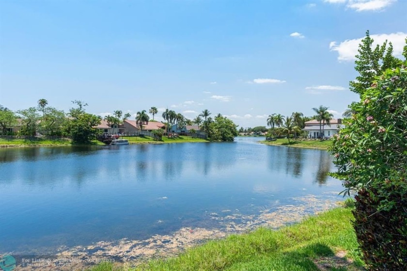 GORGEOUS upscale Rock Creek pool home located on a private lake - Beach Home for sale in Hollywood, Florida on Beachhouse.com