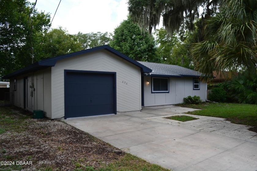 3 bedroom | 2 bath home on quiet, deadend street in Holly Hill - Beach Home for sale in Daytona Beach, Florida on Beachhouse.com